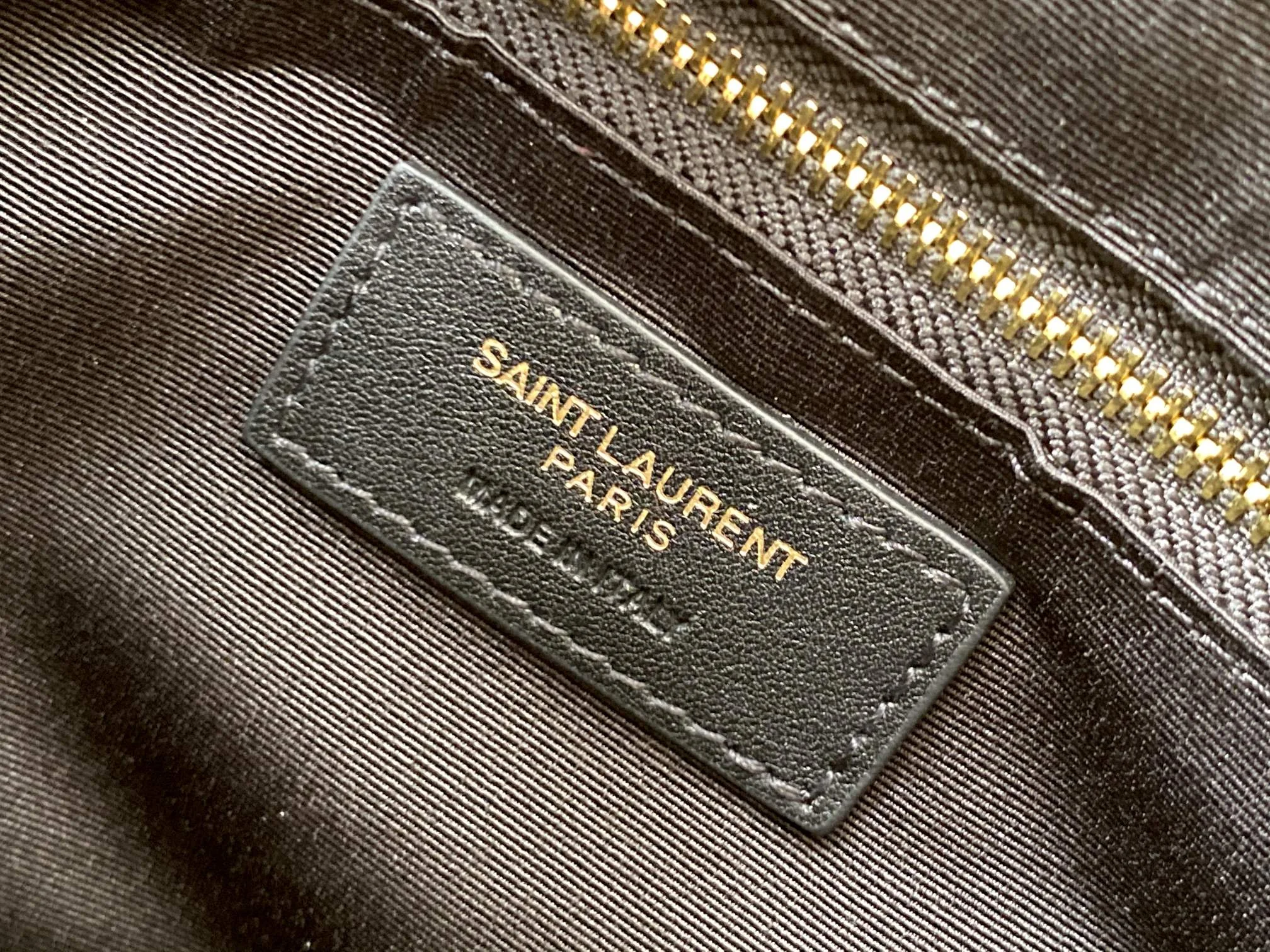 Saint Laurent Lou Shoulder Bag 31x22x10 cm Saint Laurent Lou Shoulder Bag 31x22x10 cm - description_image9