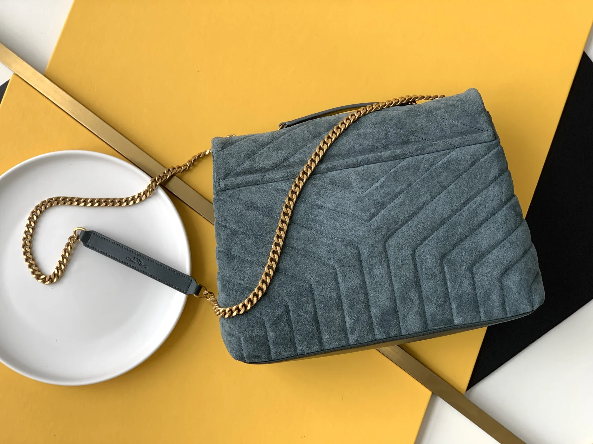 Saint Laurent Lou 459749 31x22x10 cm - description_image2