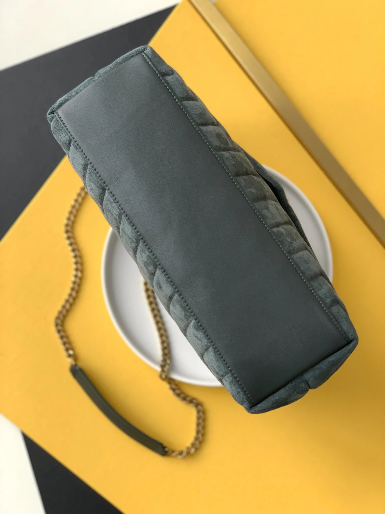 Saint Laurent Lou 459749 31x22x10 cm - description_image4