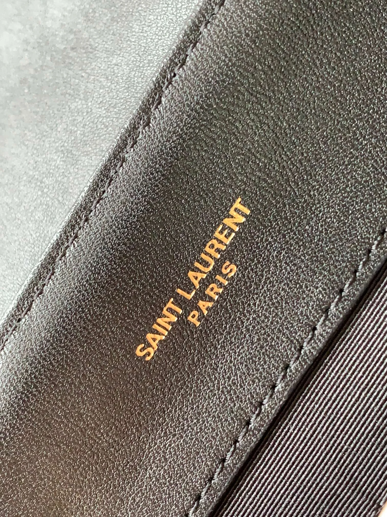 Saint Laurent Lou 459749 32x22x12 cm - description_image4