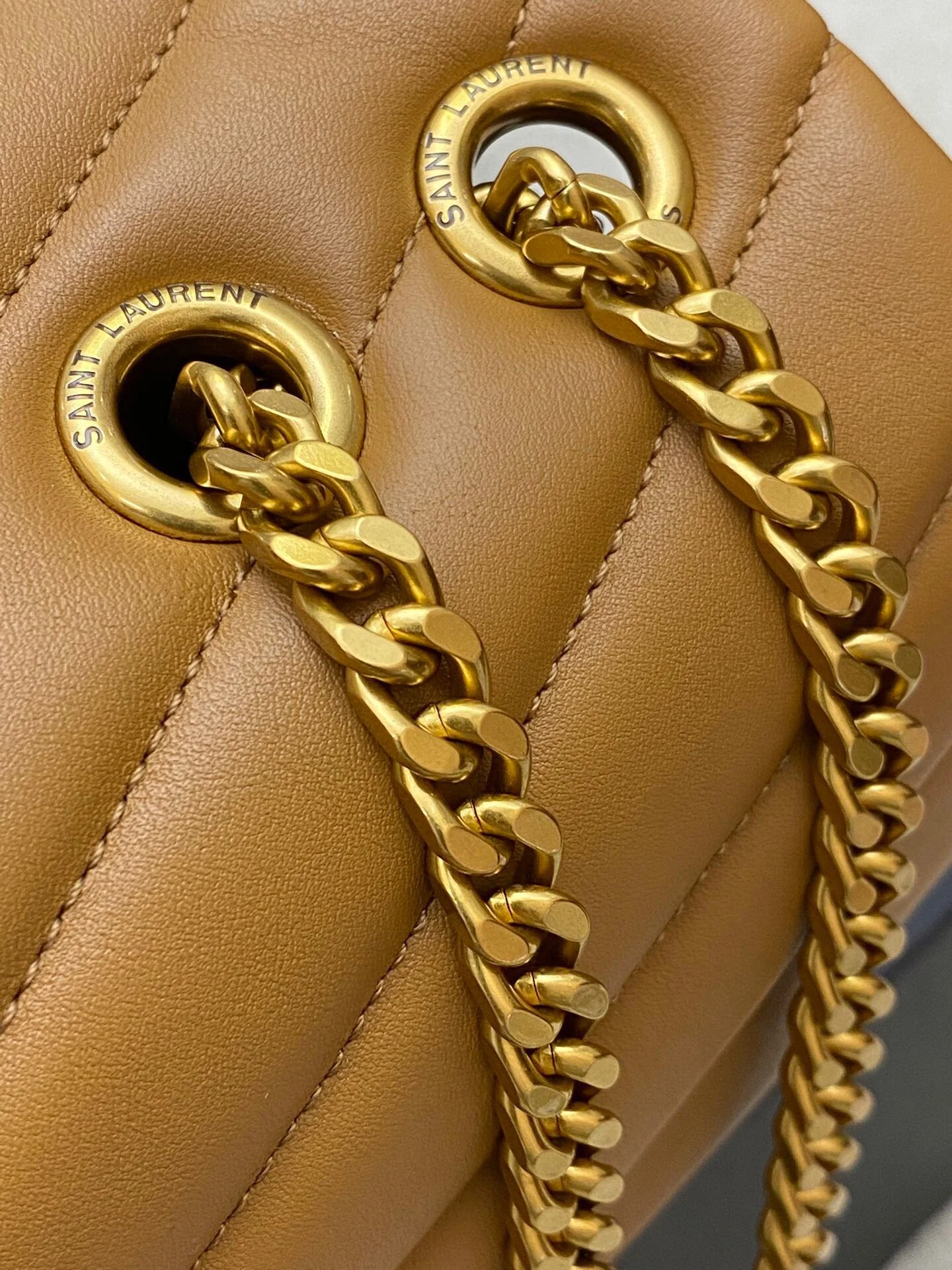 Saint Laurent Lou Large Long Envelope Shoulder Bag 459749 32x22x10 cm - description_image4