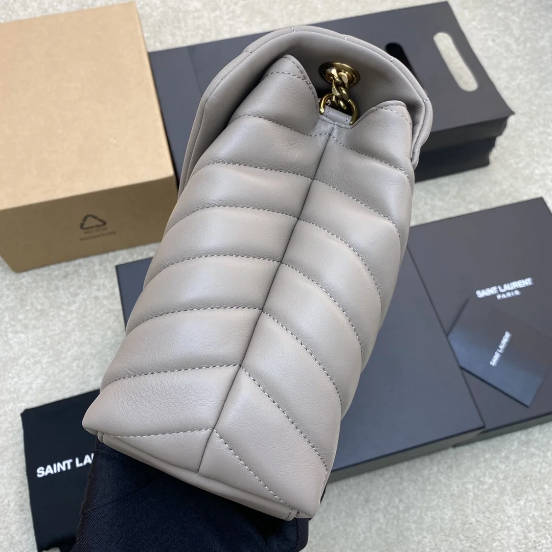 Saint Laurent Lou Large Long Envelope Shoulder Bag Model 459749 32x22x10 cm - description_image3