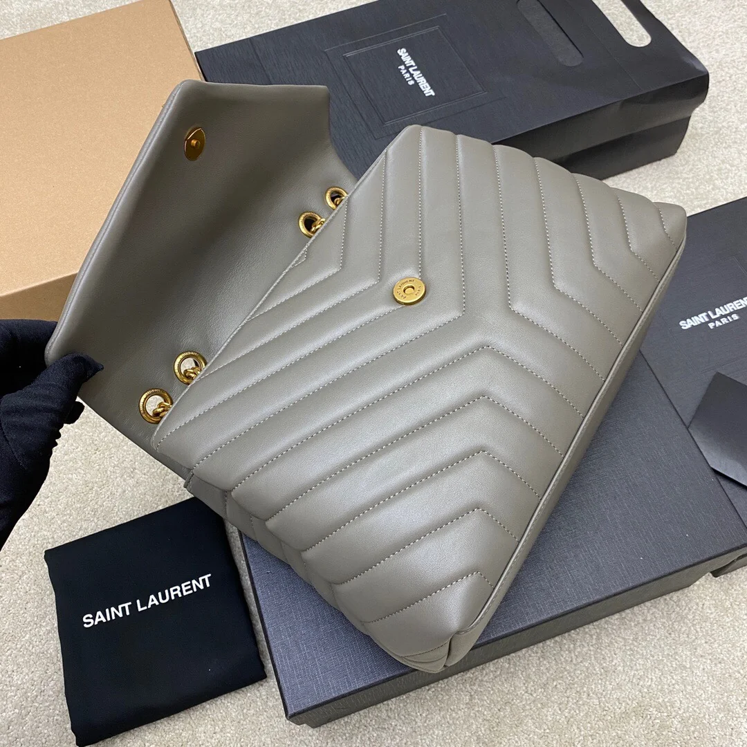 Saint Laurent Lou Large Long Envelope Shoulder Bag Model 459749/487216/392288 32x22x10 cm Saint Laurent Lou Large Long Envelope Shoulder Bag Model 459749/487216/392288 32x22x10 cm - description_image6