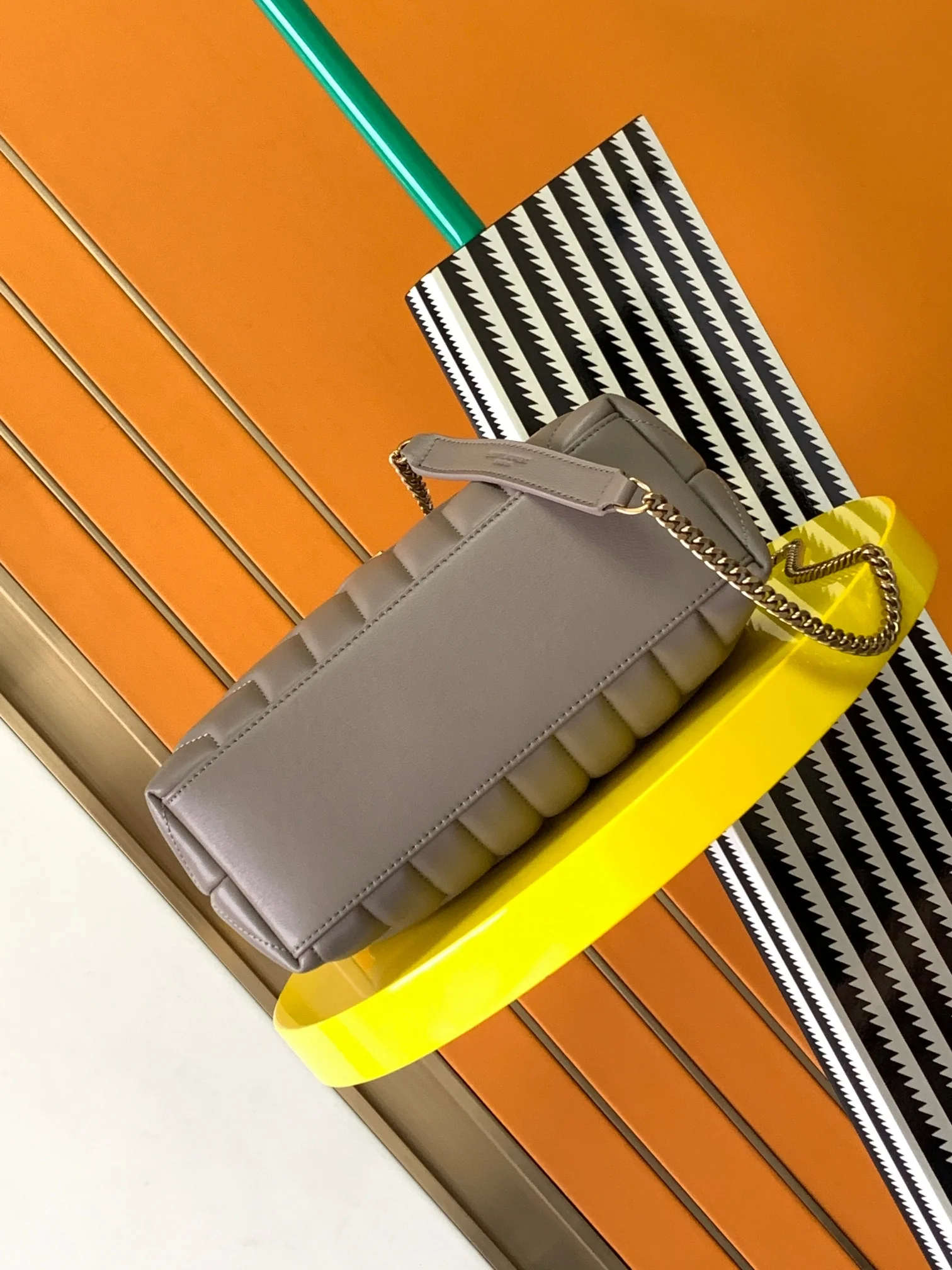 Saint Laurent Lou 494699 25x17x9 cm - description_image3