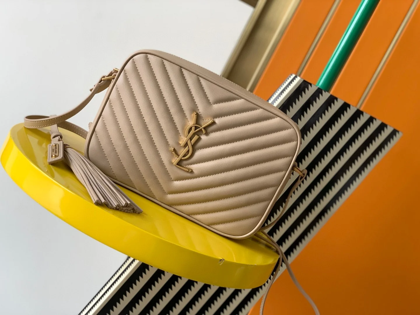 Saint Laurent Lou 534 23x16x6 cm - description_image1