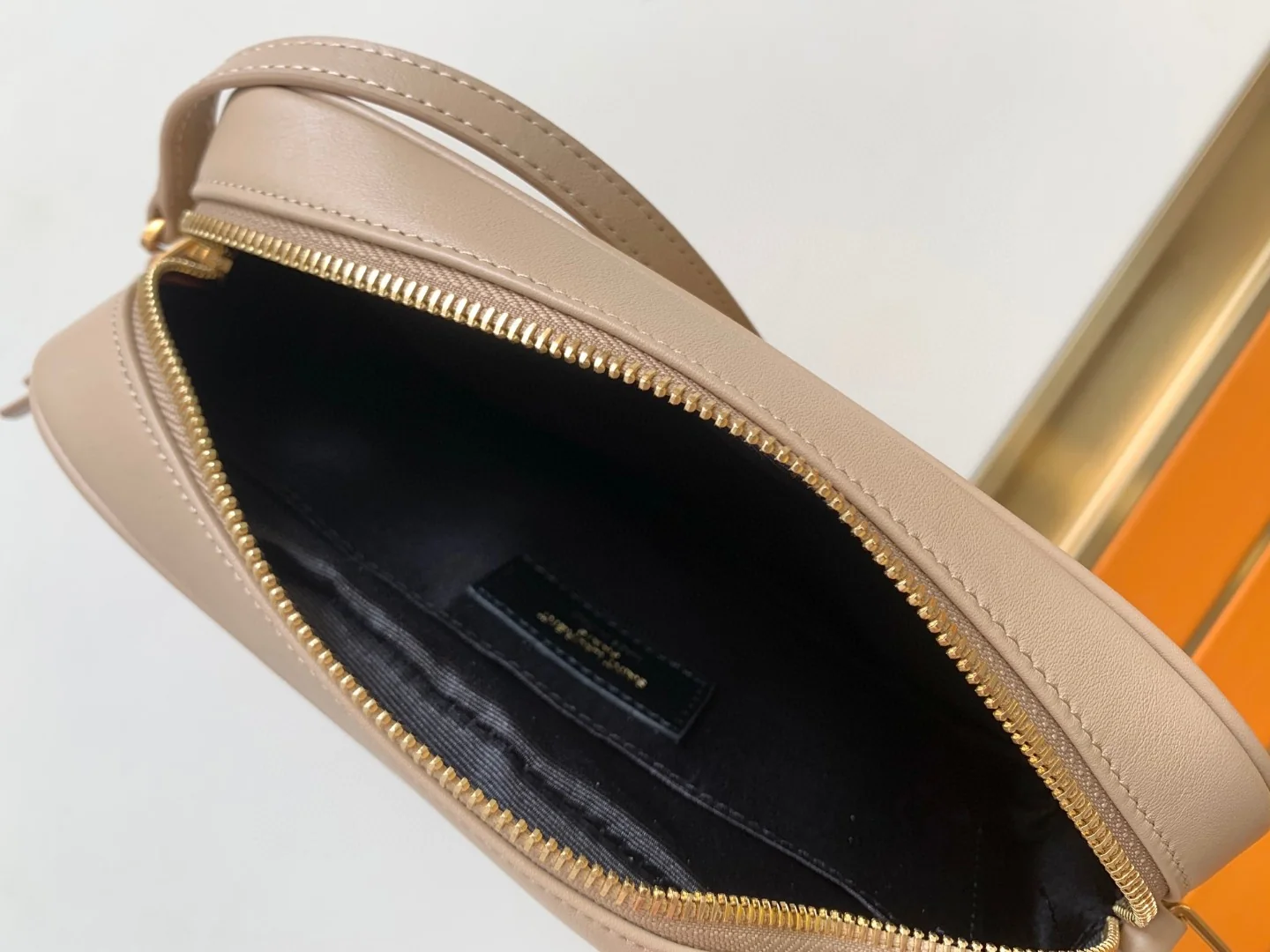 Saint Laurent Lou 534 23x16x6 cm - description_image8