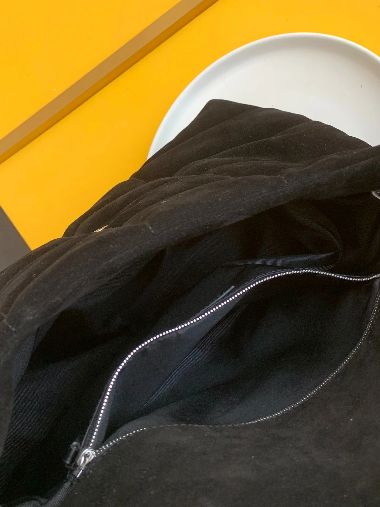 Saint Laurent Lou 577475 35x23x13.5 cm - description_image8