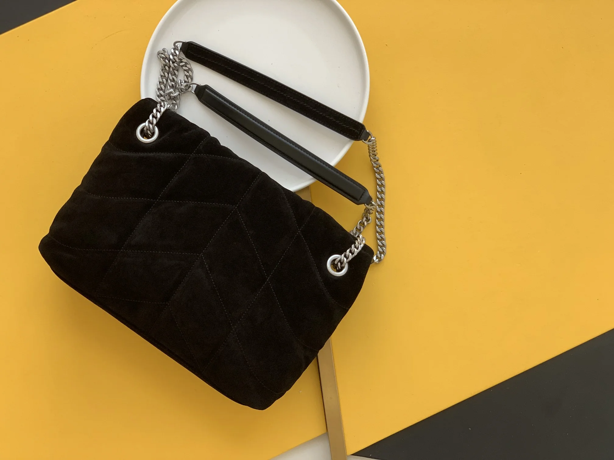 Saint Laurent Lou Quilted Puffer Bag 29x17x11 cm - description_image2