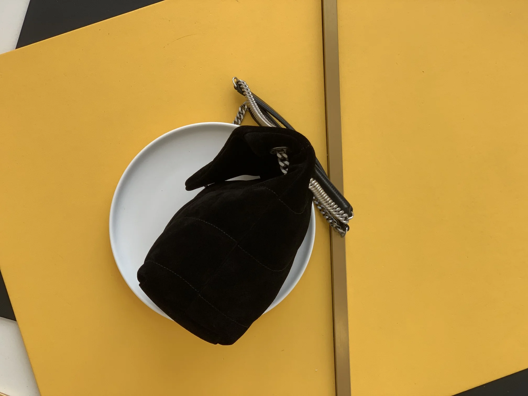 Saint Laurent Lou Quilted Puffer Bag 29x17x11 cm - description_image3