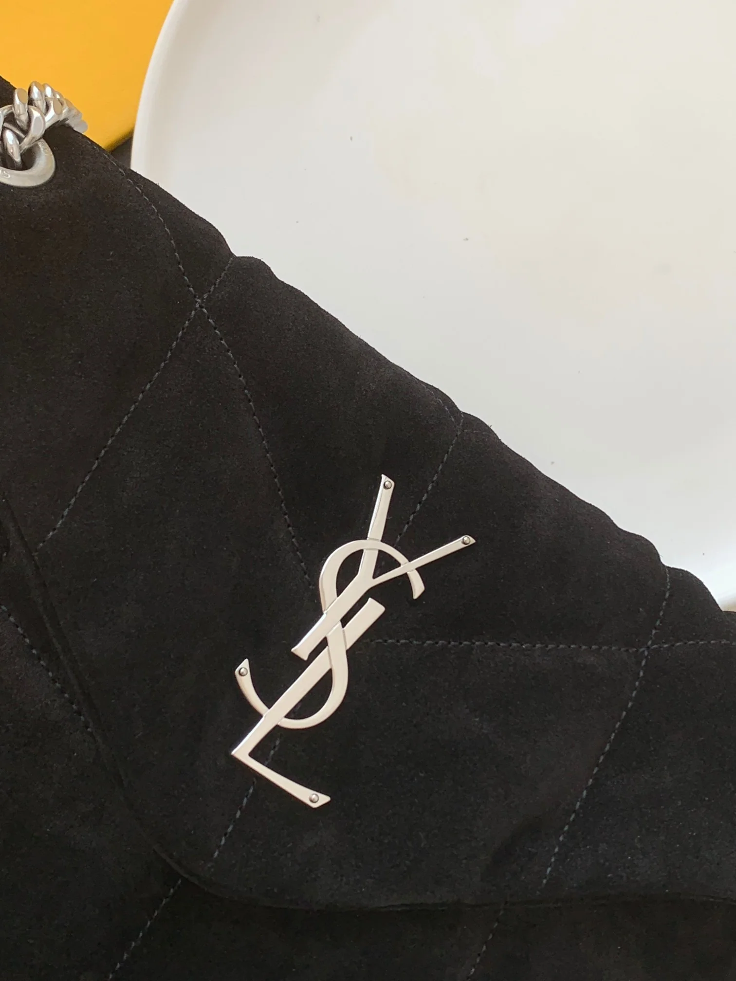 Saint Laurent Lou Quilted Puffer Bag 29x17x11 cm - description_image5