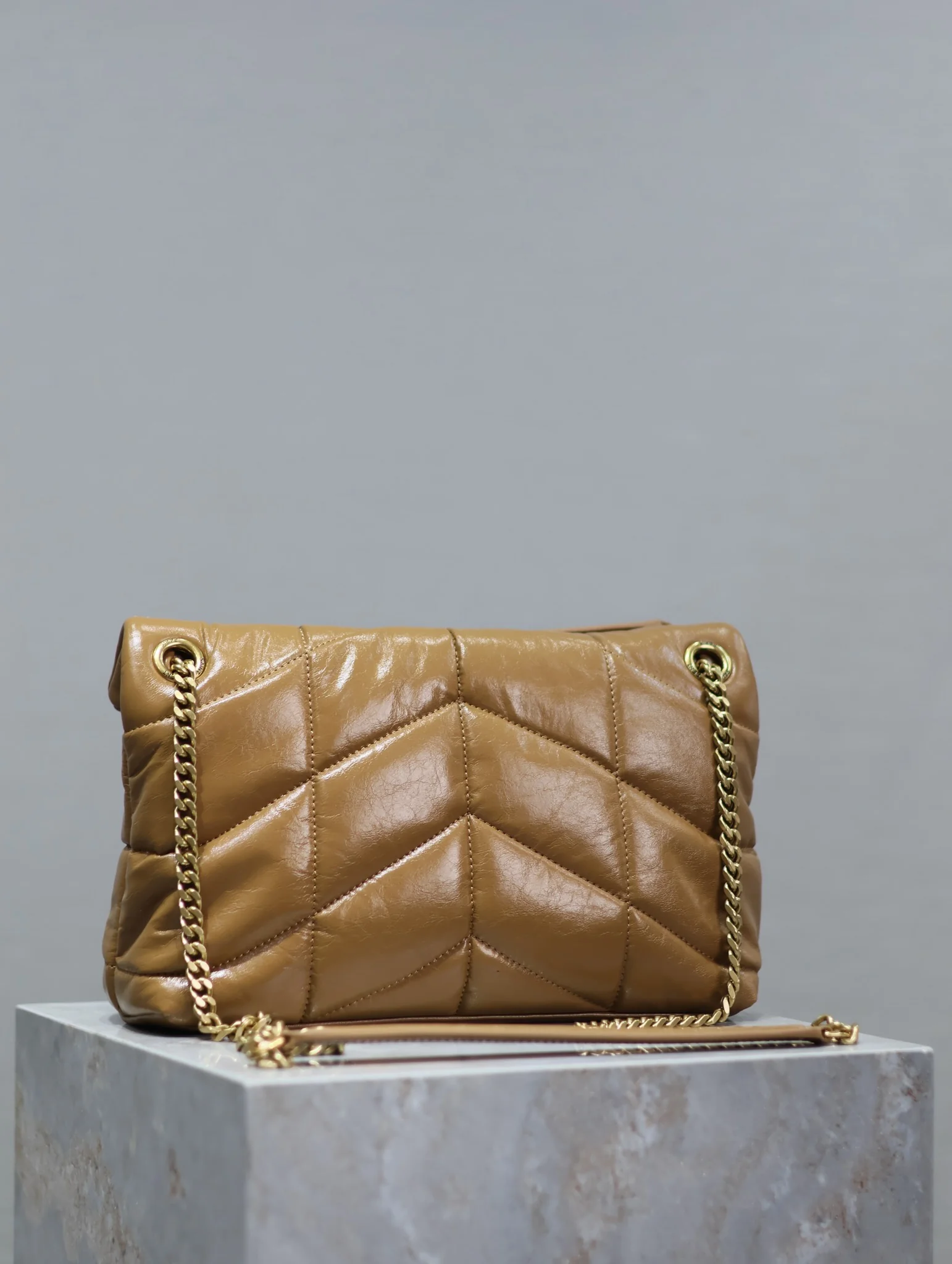 Saint Laurent Loulou Quilted Waxed Calfskin Chain Bag Model 577476 29x17x11 cm - description_image6