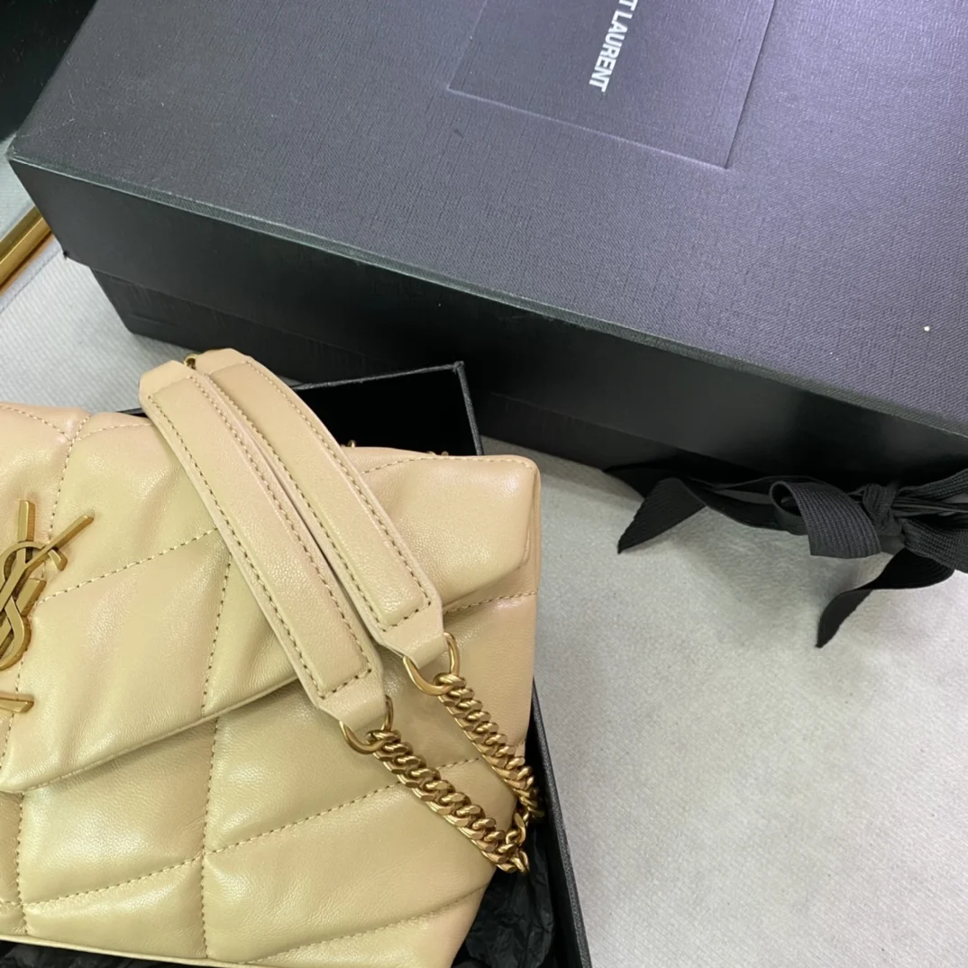 Saint Laurent Loulou Puffer Mini 759337 23x15.5x8.5 cm - description_image4