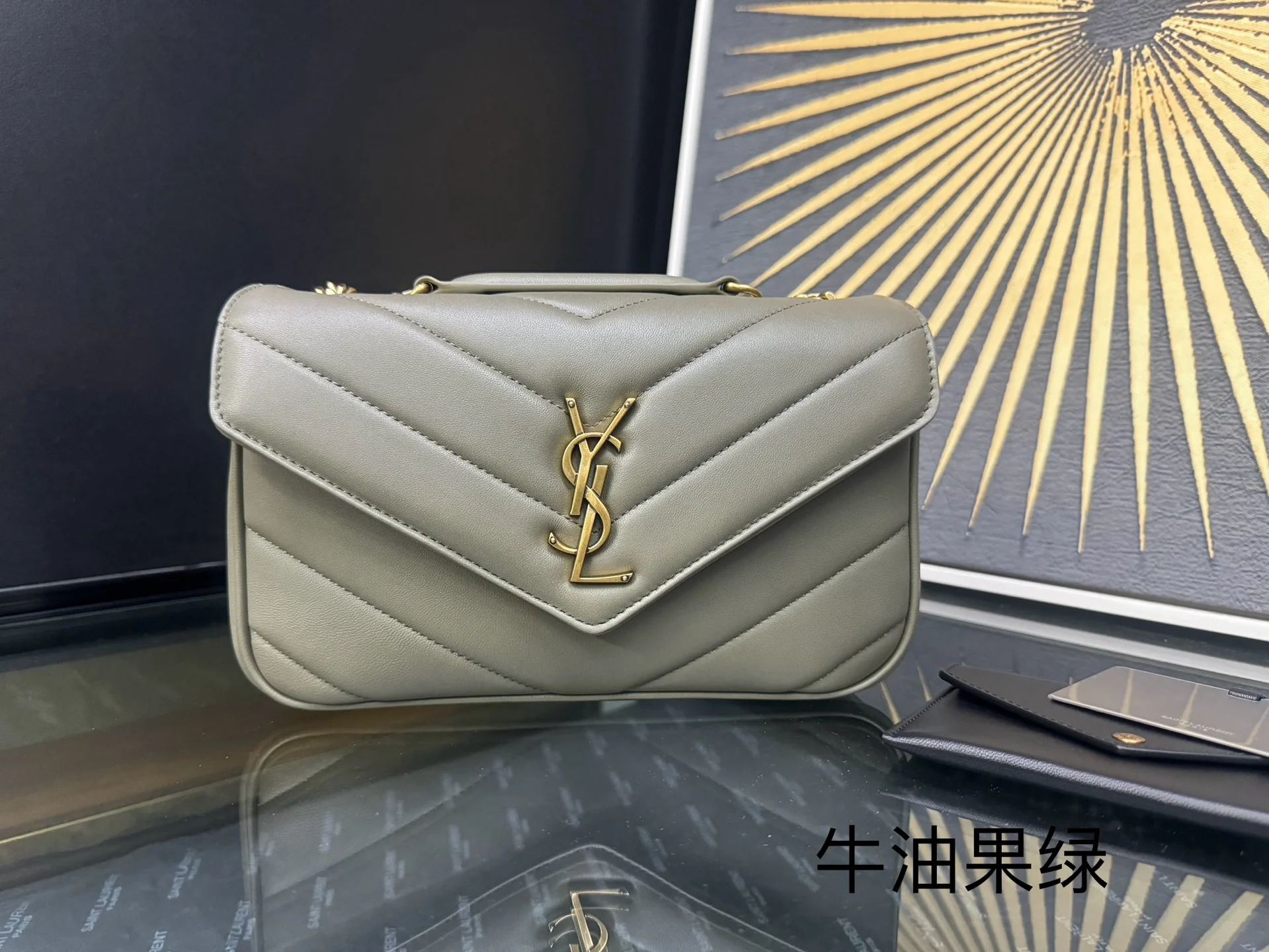 Saint Laurent LouLou Small 24x14x7 cm Saint Laurent LouLou Small 24x14x7 cm - description_image1