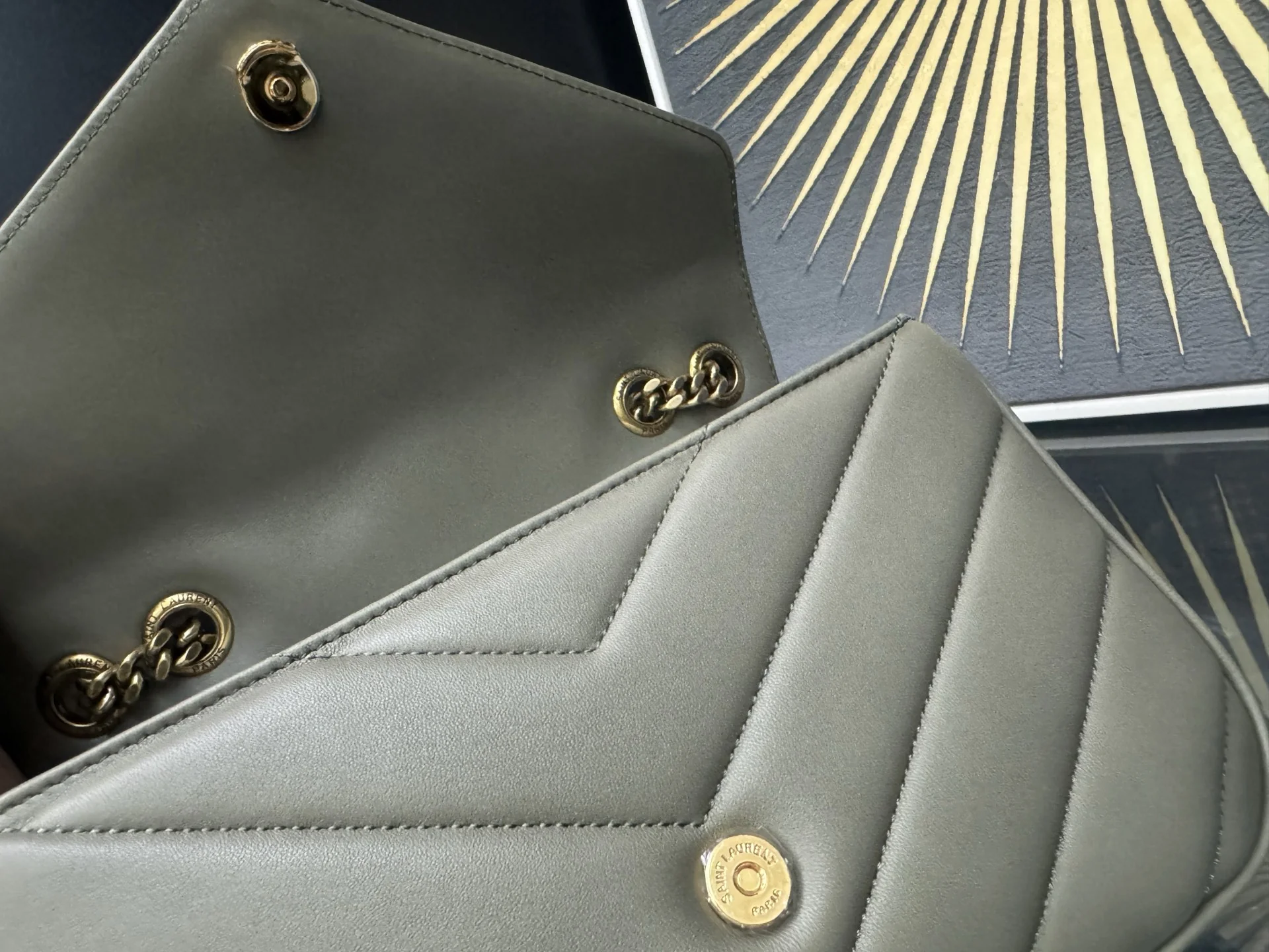 Saint Laurent LouLou Small 24x14x7 cm Saint Laurent LouLou Small 24x14x7 cm - description_image6