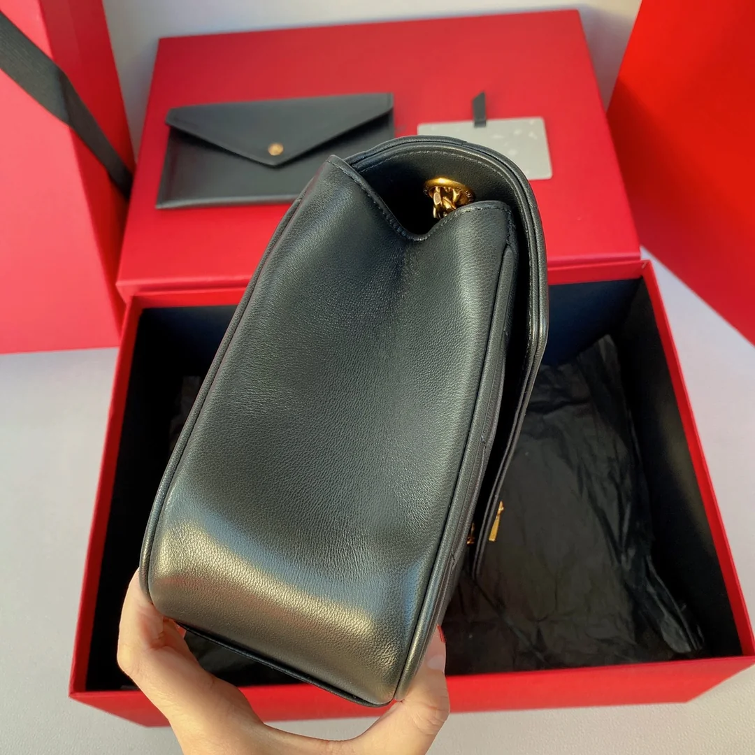 Saint Laurent LouLou Medium Square Puffer 29x17x8 cm Saint Laurent LouLou Medium Square Puffer 29x17x8 cm - description_image4