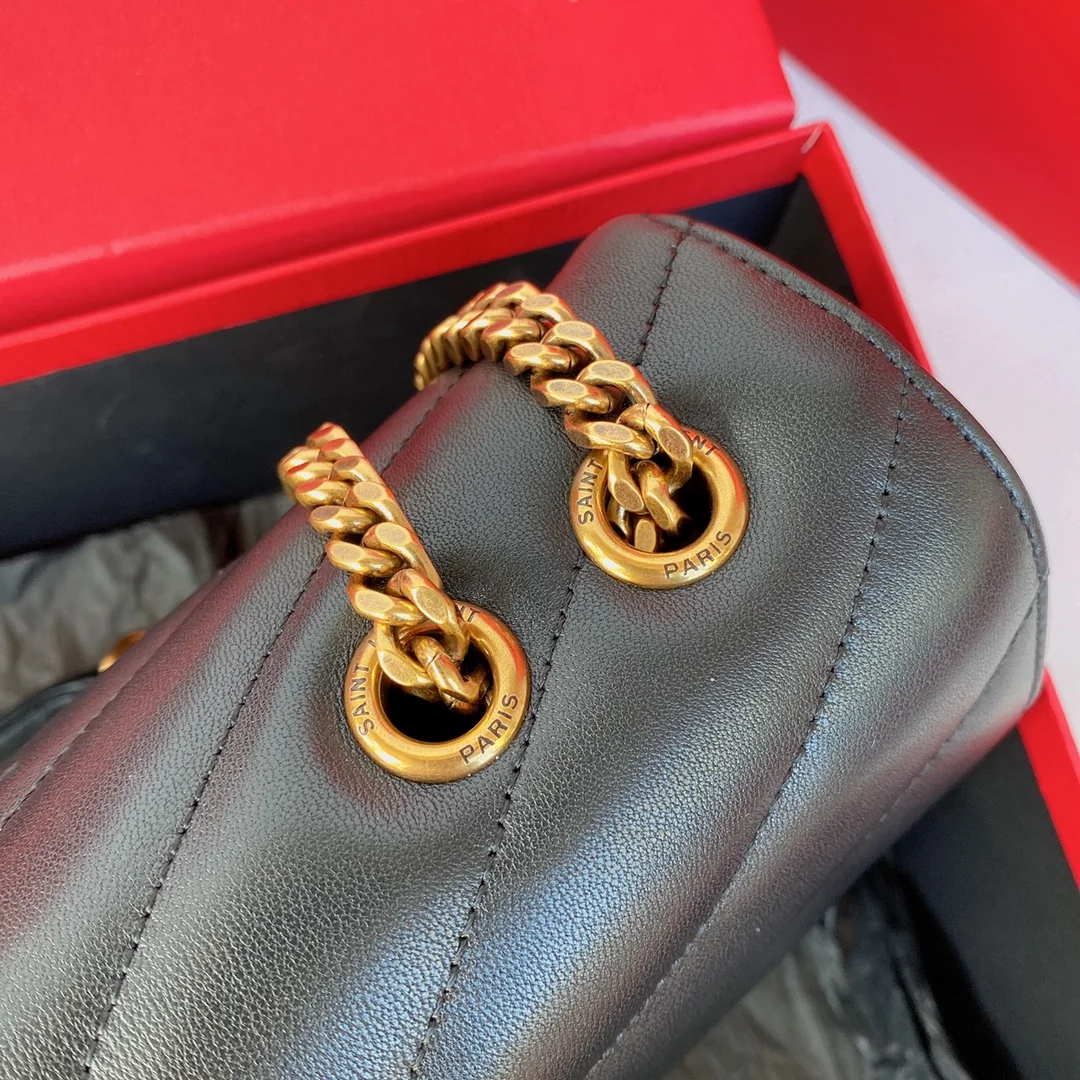 Saint Laurent LouLou Medium Square Puffer 29x17x8 cm Saint Laurent LouLou Medium Square Puffer 29x17x8 cm - description_image7